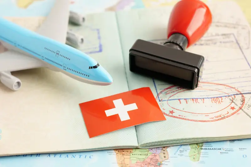S’expatrier en Suisse : les diverses implications administratives à connaître